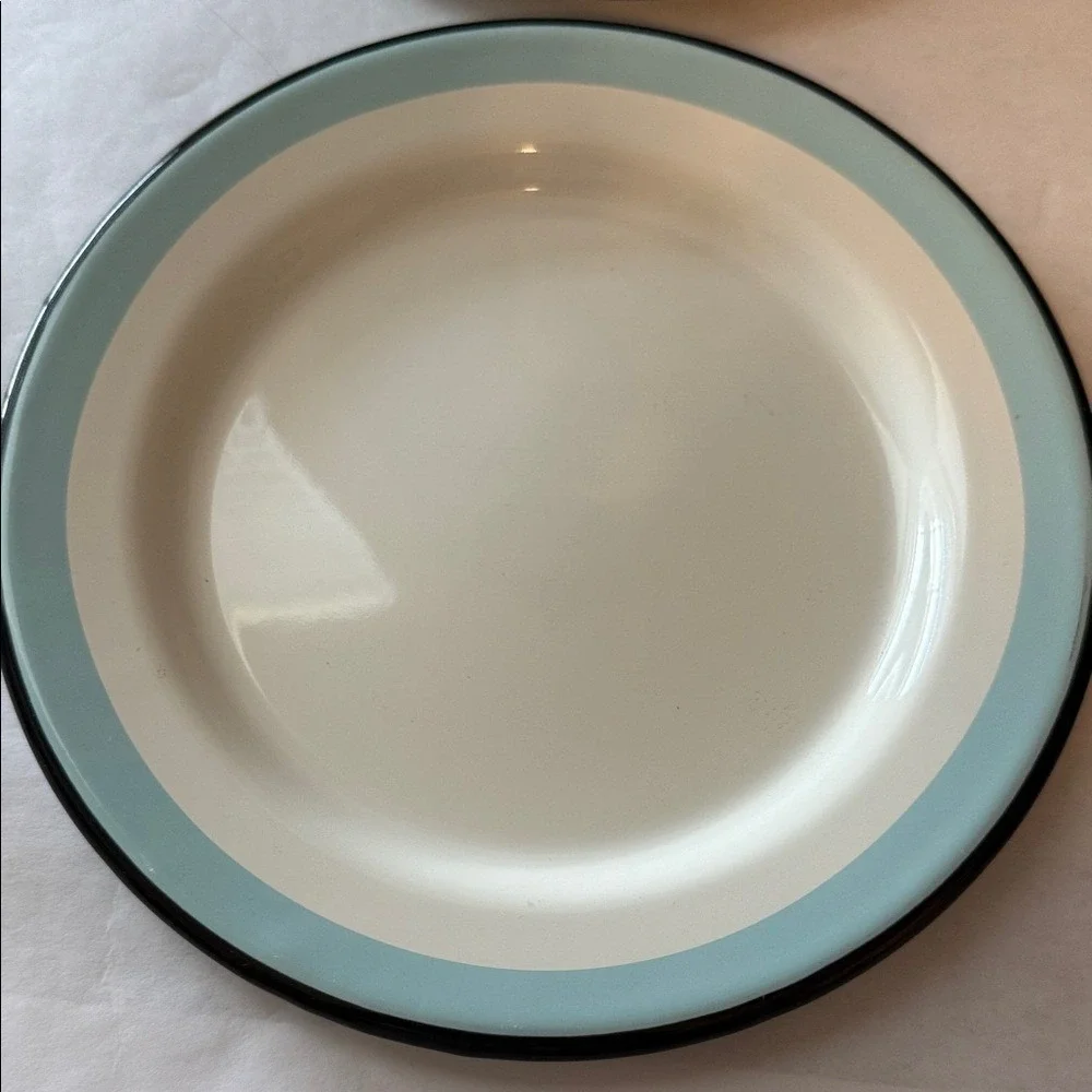 Hearth‎ & Hand Cream and Black Dinner Plates